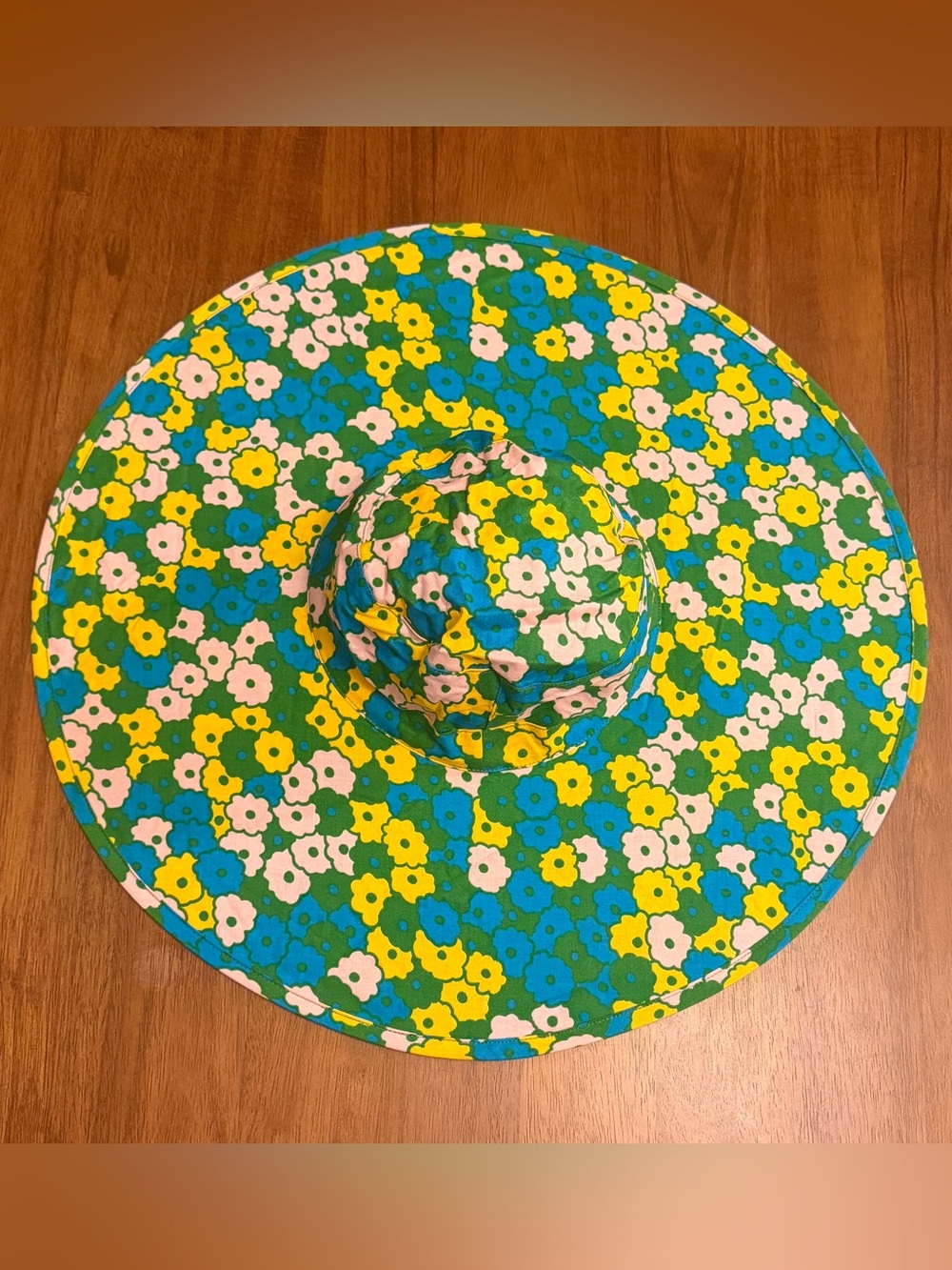 BAGGU Packable Sun Hat in Flowerbed